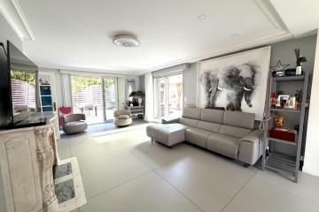 Rueil-Malmaison - appartement 7 pièces, 4 chambres, 4 parkings